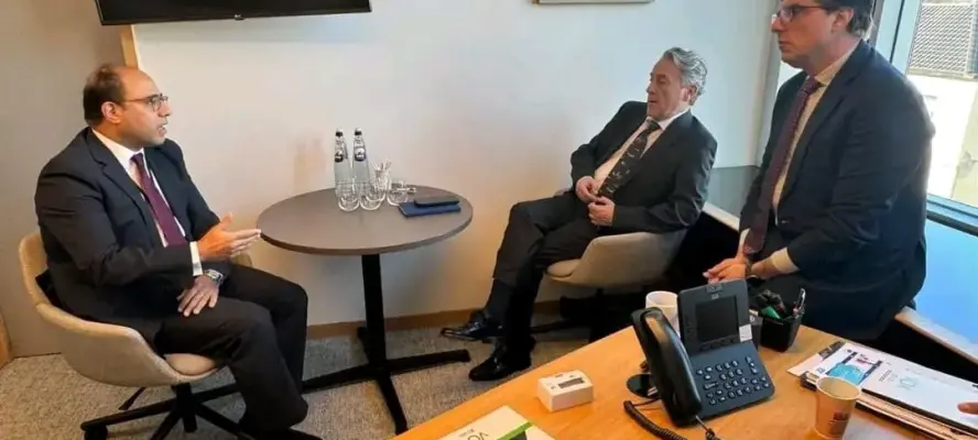 سفير مصر يلتقي مع أعضاء البرلمان الأوروبي من مجموعة وطنيون من أجل أوروبا