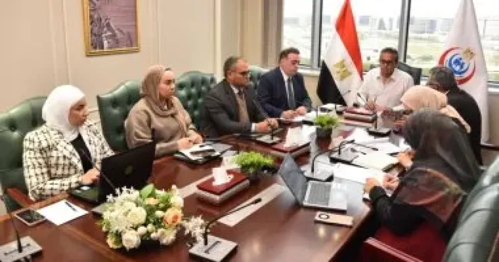 «الصحة» تُسرّع التنفيذ في 17 مشروعًا قوميًا وتدفع التحول الرقمي بالمحافظات