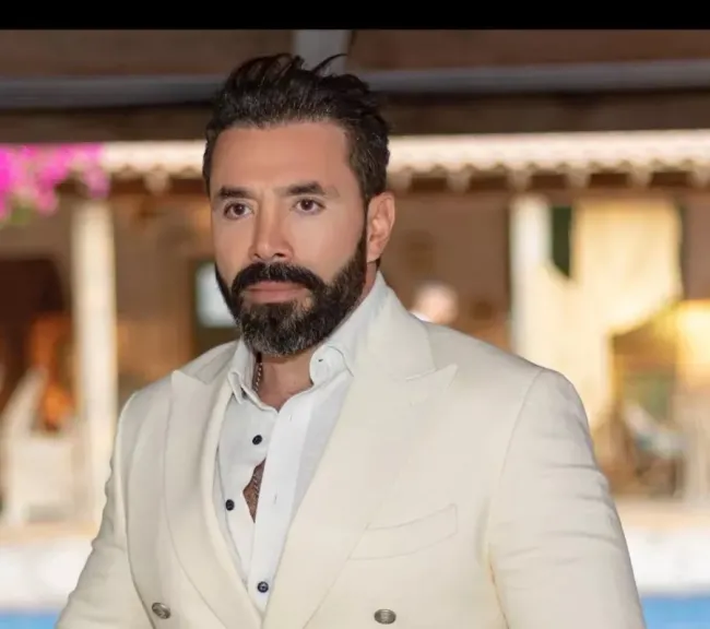 الفنان رامي وحيد: أمريكا مفيش فيها واسطة.. والتمثيل في الغربة لا يمنحك رفاهية المرض