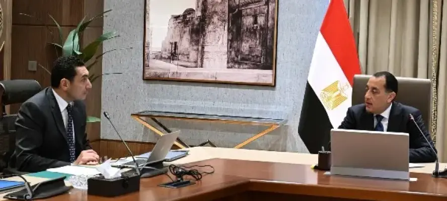 رئيس الوزراء يناقش مع جوهر نبيل محاور العمل المستقبلية لوزارة الشباب