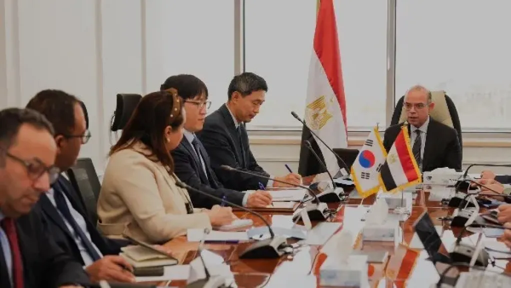 مصر تسعى لتعزيز الشراكة الاقتصادية وتوسيع مجالات الاستثمار مع كوريا الجنوبية
