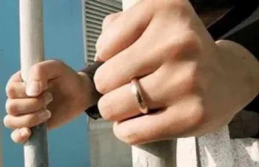 ضبط متهمة بسرقة حلق من محل الصاغة بكوم إمبو في أسوان