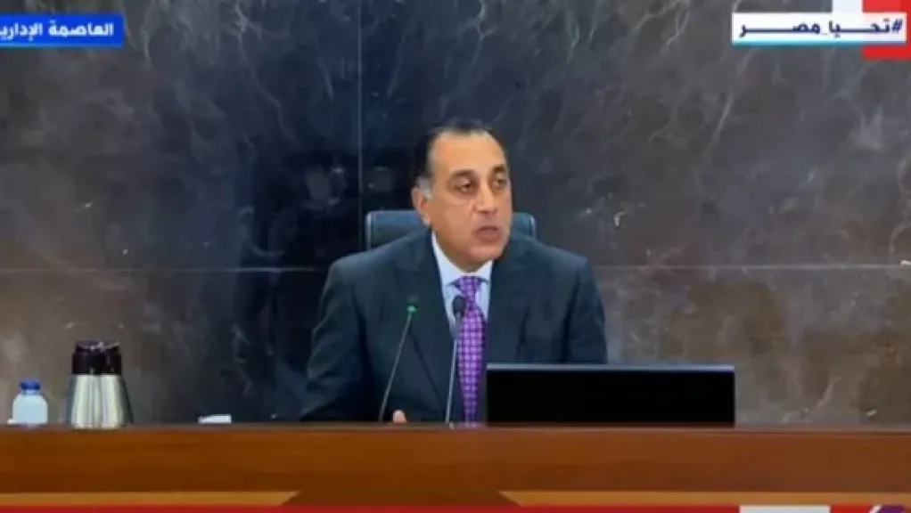 اليوم.. مدبولي يتفقد سفن التغويز وصوامع عتاقة