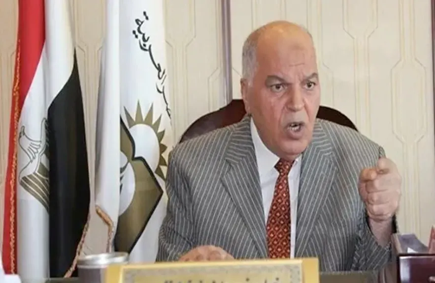 نقيب المعلمين يشكر الرئيس السيسي ومجلس الوزراء على رفع الحد الأدنى للأجور