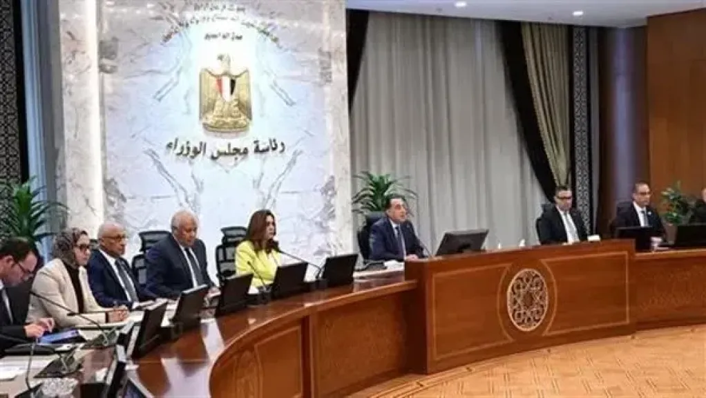 لجنة إدارة الأزمات تتابع تأثيرات الحرب على الاقتصاد العالمي والمحلي