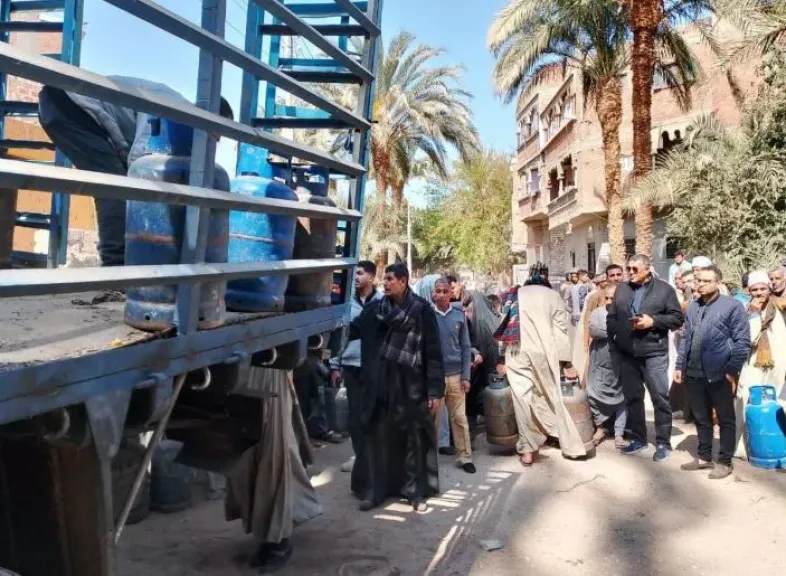 محافظ أسيوط: تكثيف ضخ أسطوانات البوتاجاز وتوزيع يومي بجميع المراكز والأحياء