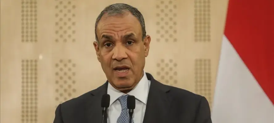 الخارجية تتابع أوضاع المصريين المقيمين والعالقين بدول المنطقة وتوجه بتقديم كل أشكال الدعم لهم