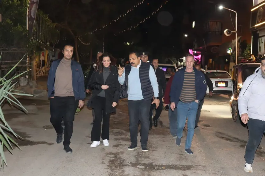 نائب محافظ الجيزة تقود جولة ببولاق الدكرور بمشاركة رئيس المدينة لمتابعة النظافة والإشغالات