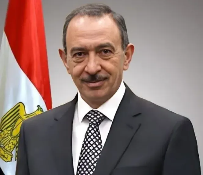 محافظ سوهاج يحيل 10 من مسئولي المتغيرات المكانية وفنيي التنظيم بجرجا ودار السلام للنيابة العامة