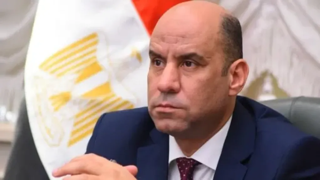 العمل: 5 أيام مدفوعة الأجر للقطاع الخاص بمناسبة عيد الفطر