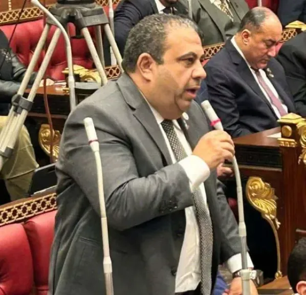 النائب أيمن الصفتي يتقدم باقتراح برغبة للحد من آثار زيادة أسعار المحروقات