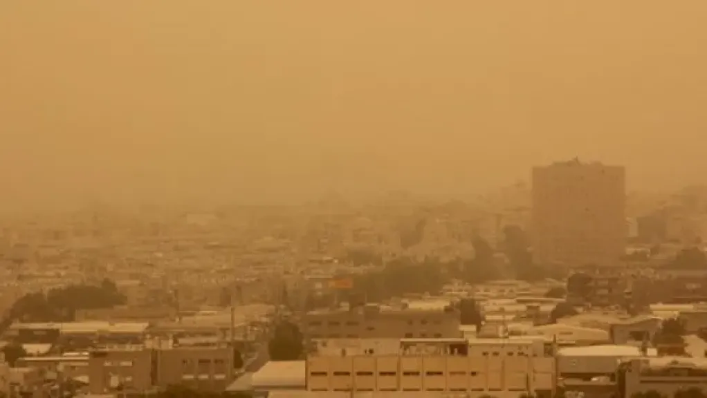 «الصحة» تقدم نصائح للمواطنين أثناء موجة التقلبات الجوية والعواصف الترابية