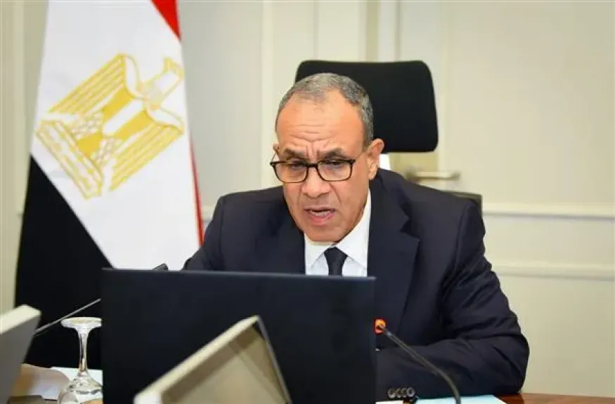 وزير الخارجية يبحث مع رئيس الوزراء اللبناني التصعيد الراهن في لبنان