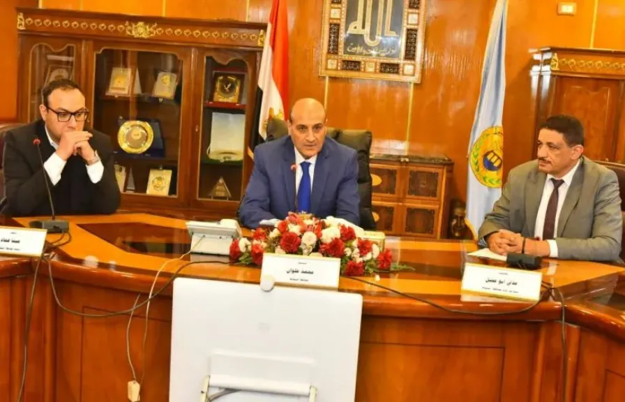 محافظ أسيوط يعلن رفع درجة الاستعداد القصوى بالقطاع الصحي استعدادا لعيد الفطر المبارك