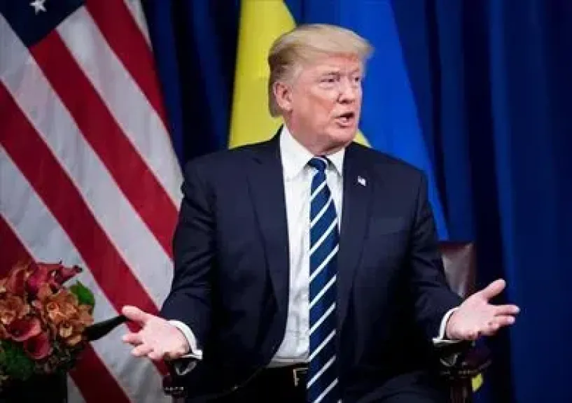 ترامب يصر على تصريحاته بشأن إجراء مفاوضات مع إيران رغم نفي طهران