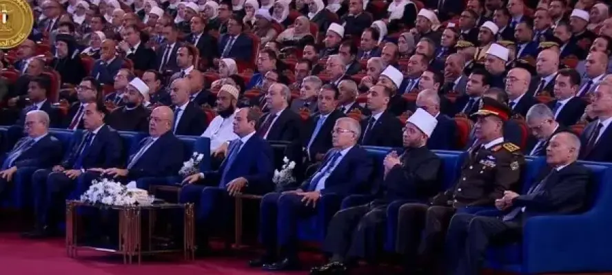 الرئيس السيسي: ليلة القدر دعوة ربانية لتجديد الأرواح والتمسك بحبل الله المتين