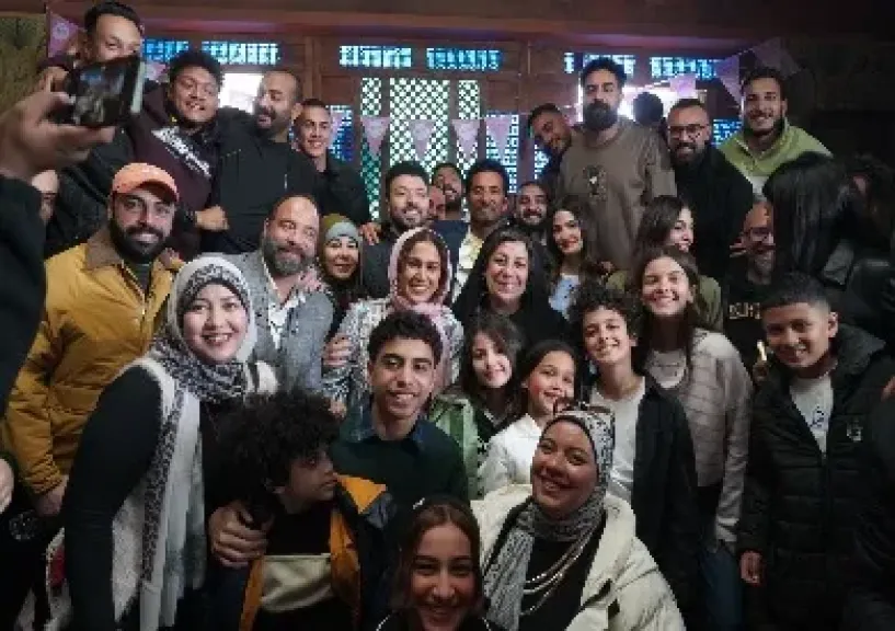 عمرو سعد يحتفل بانتهاء تصوير مسلسل إفراج