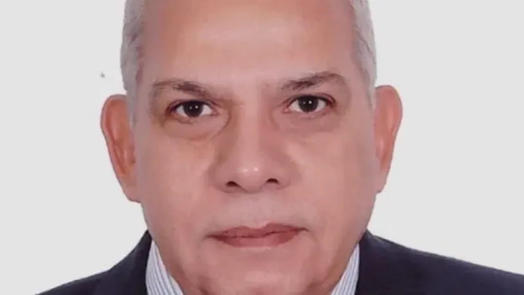 محمد رشاد : الحرب تؤثر على معارض الكتاب.. وقرارات التأجيل في صالح الناشرين