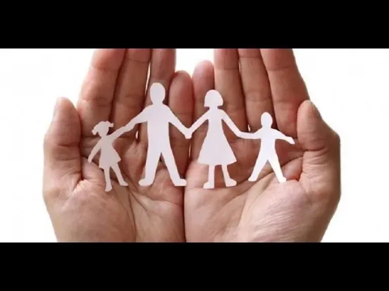 «اكتئاب العيد» .. خبير نفسي يوضح أسباب وكيفية الوقاية