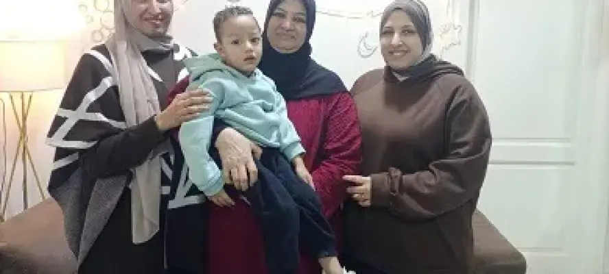 رفضت الزواج وربت 3 بنات حتى الجامعة.. حكاية الأم المثالية بالبحر الأحمر