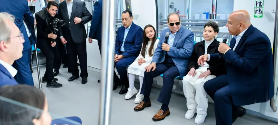 السيسي يفتتح مونوريل شرق النيل ومنطقة النهر الأخضر في العاصمة الجديدة