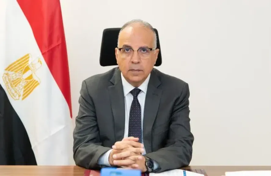 وزير الري يوجه بمتابعة حالة المصارف الزراعية على مستوى الجمهورية خلال إجازة عيد الفطر