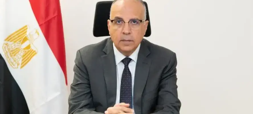 وزير الري يوجه بمتابعة حالة المصارف الزراعية على مستوى الجمهورية خلال إجازة عيد الفطر