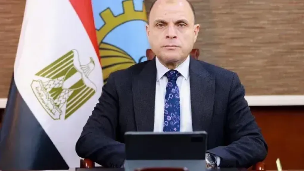 محافظة الغربية تبدأ استبدال العدادات الكودية للحاصلين على نماذج إتمام التصالح