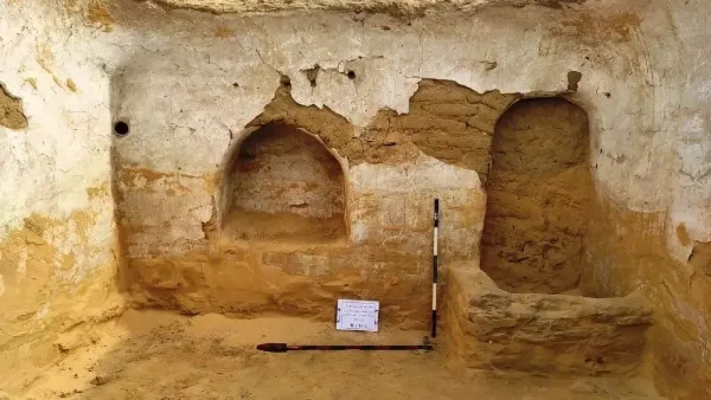 الكشف عن بقايا دير أثري بوادي النطرون يؤرخ لبدايات الرهبنة في مصر والعالم