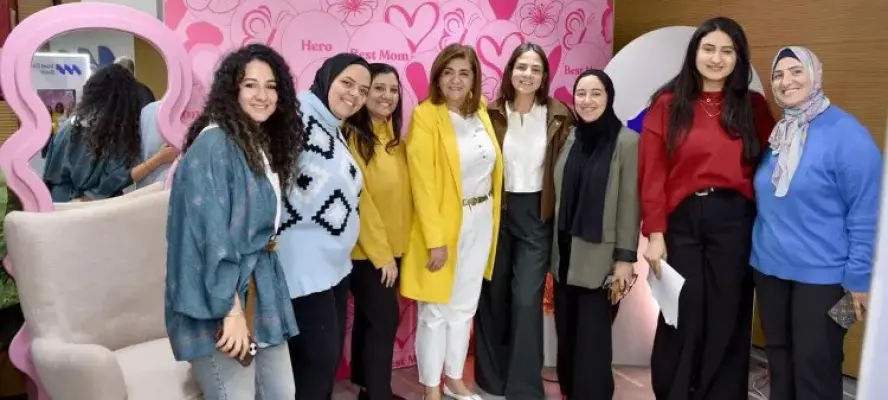 احتفالاً بشهر المرأة.. بنك قناة السويس يُنظم سلسلة معارض لموظفاته ويوزّع هدايا تذكارية تقديرًا لدورهن