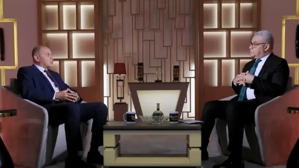 خالد عمارة : المجتمع الإيراني متنوع وأصوله لا تمنع الوصول للمناصب العليا