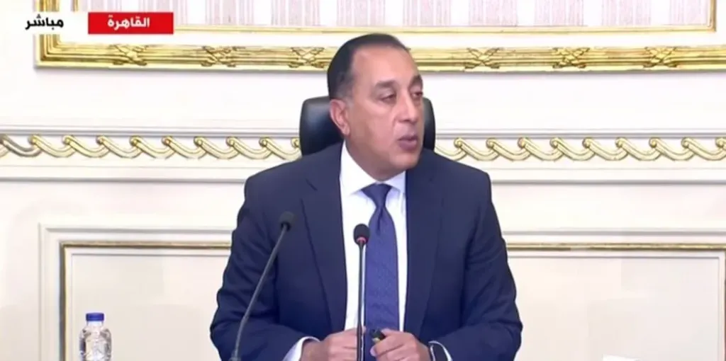 مدبولي: قد نلجأ لمستوى آخر من قرارات ترشيد استهلاك الوقود حال استمرار الحرب