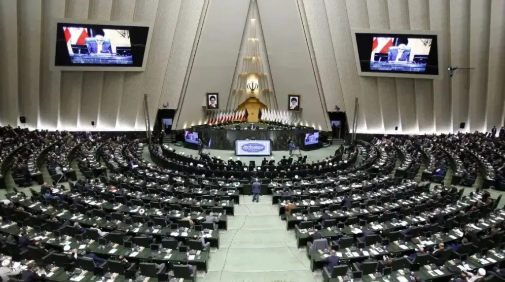 رئيس البرلمان الإيراني: دول المنطقة يمكنها إنشاء أمن مستدام دون تدخل خارجي