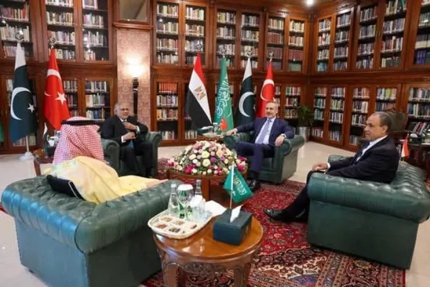 وزير خارجية باكستان: اجتماع إسلام آباد ناقش السبل الممكنة لإنهاء الحرب بالمنطقة