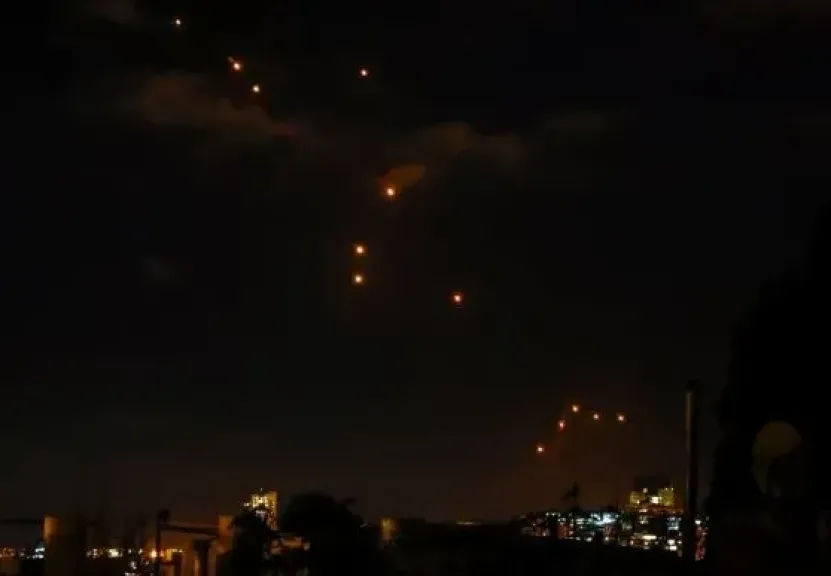 الداخلية الكويتية: التعامل مع 599 بلاغا بسقوط شظايا منذ بداية العدوان الإيراني