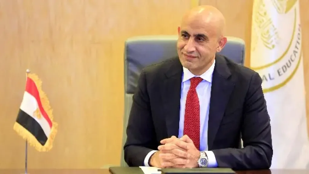 قرار عاجل بشأن اعتماد شهادات طلاب المدارس الدولية الأمريكية