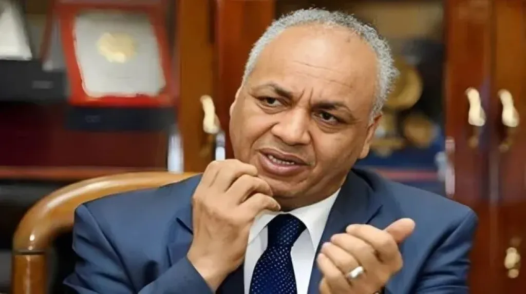 مصطفى بكري لجماعة الحوثي: مصر لن تصمت حال تهديد أمنها القومي وإغلاق مضيق باب المندب
