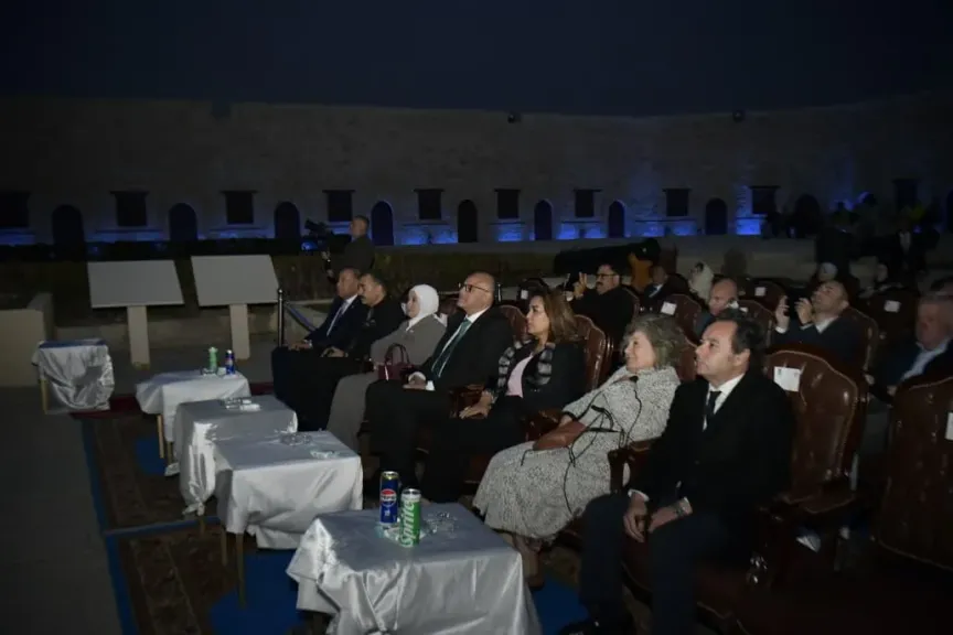 وزيرة التنمية المحلية والبيئة تقود جولة دبلوماسية لوفود المتوسط لمشاهدة معالم الإسكندرية التاريخية |صور