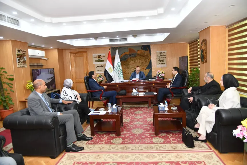 محافظ الفيوم يناقش آخر المستجدات بمشروع تحديث الهيكل التنظيمي