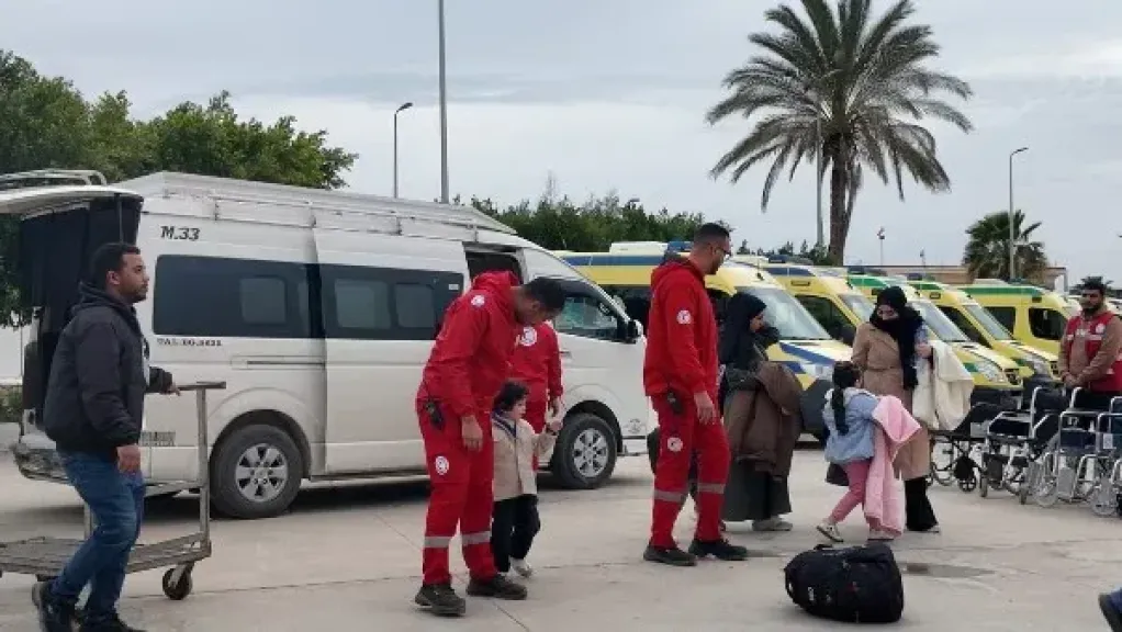 ميناء رفح البري بشمال سيناء يستقبل الدفعة الـ82 من العائدين الفلسطينيين