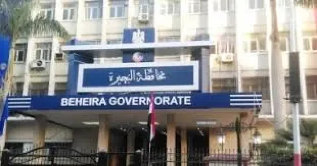 الهدوء يسود شوارع البحيرة مع بداية تطبيق نظام العمل عن بُعد