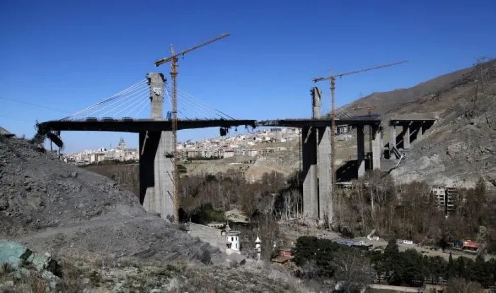 إسرائيل تقر بقصف بنى تحتية وجسور في إيران بالمخالفة لاتفاقيات جنيف