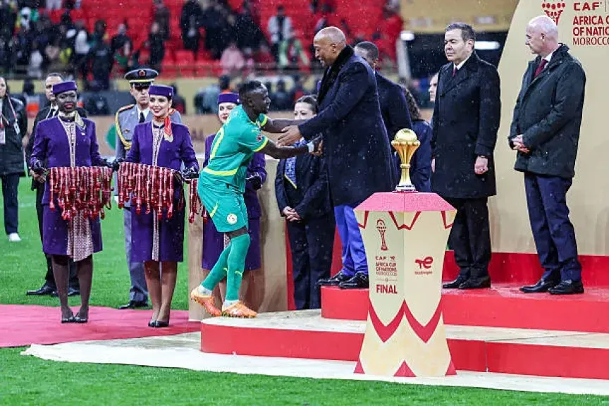 الكاف يعلن زيارة موتسيبي للسنغال بعد أزمة سحب لقب أمم أفريقيا