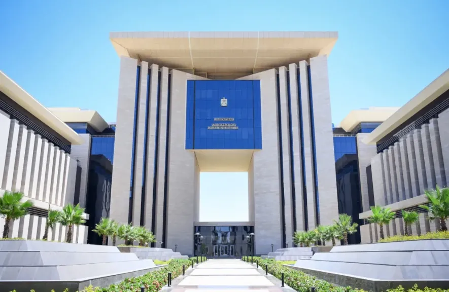 مصر: تعليق العمليات العسكرية من الجانب الأمريكى والتجاوب الإيرانى فرصة للتفاوض والدبوماسية والحوار البناء