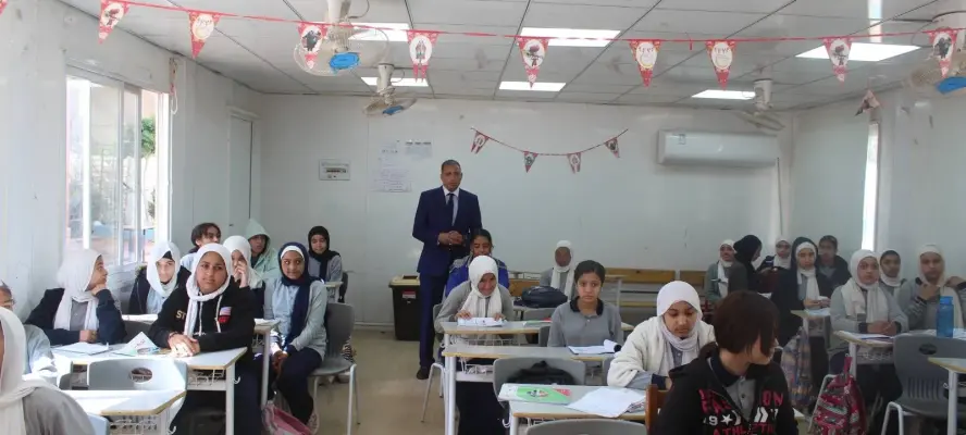 مدير تعليم الجيزة فى جولة مفاجئة بمدارس الهرم: برامج فورية لإنقاذ ضعاف القراءة