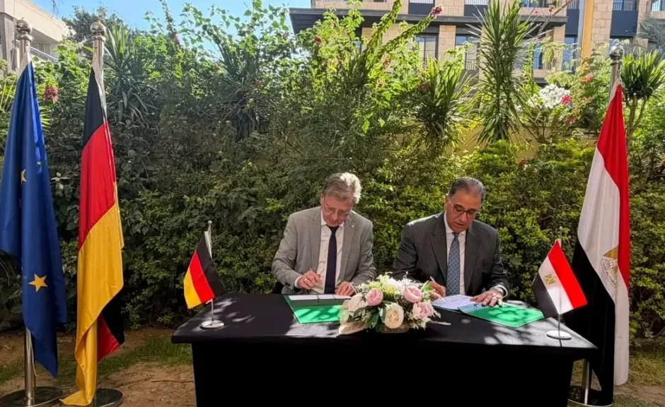 نائب وزير الخارجية يوقع إعلان نوايا للتعاون مع الجانب الألماني