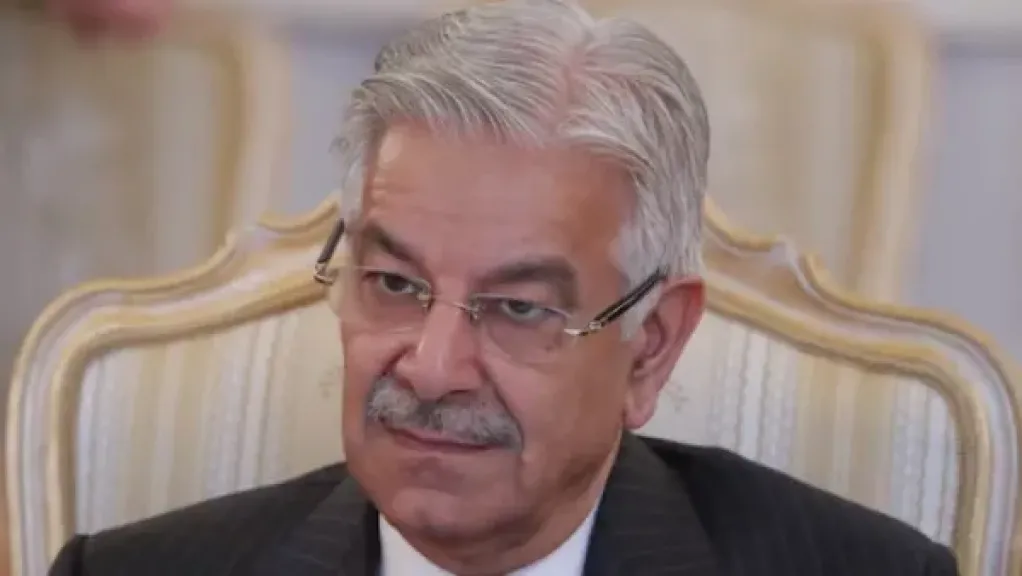 وزير الدفاع الباكستاني: إسرائيل دولة سرطانية.. ومن أنشأها يحترق في جهنم