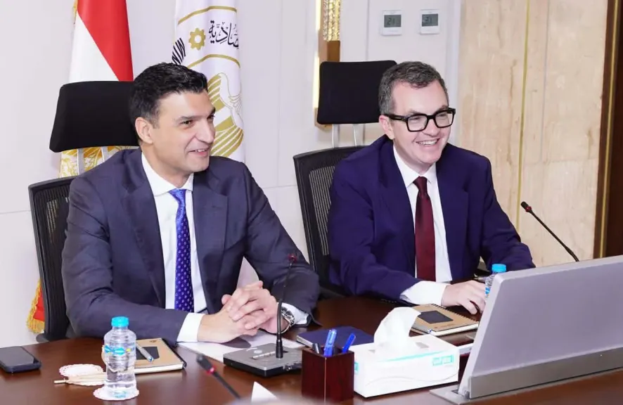 وزيرا التخطيط والصناعة يبحثان تسريع ترفيق المناطق الصناعية لرفع كفاءة الاستثمارات