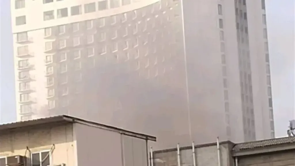 المباحث تستمع لأقوال شهود العيان لكشف ملابسات حريق مستشفى قصر العينى