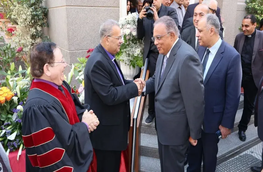 النائب عصام خليل يتقدم وفد المصريين الأحرار في احتفالات الإنجيلية بعيد القيامة